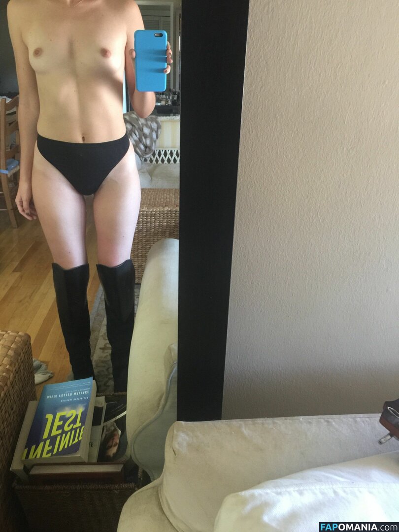 Alexa Nikolas Nu Photo fuitée #24