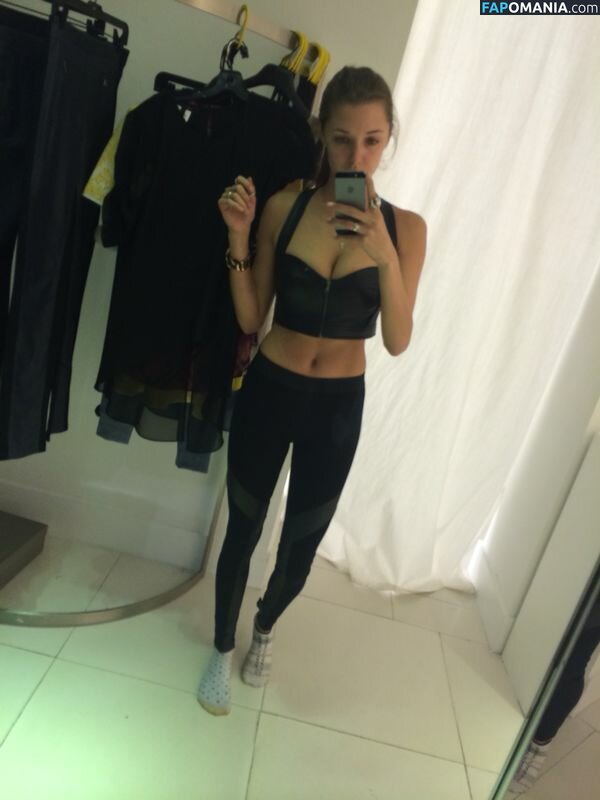 Alyssa Arce Nu Photo fuitée #90