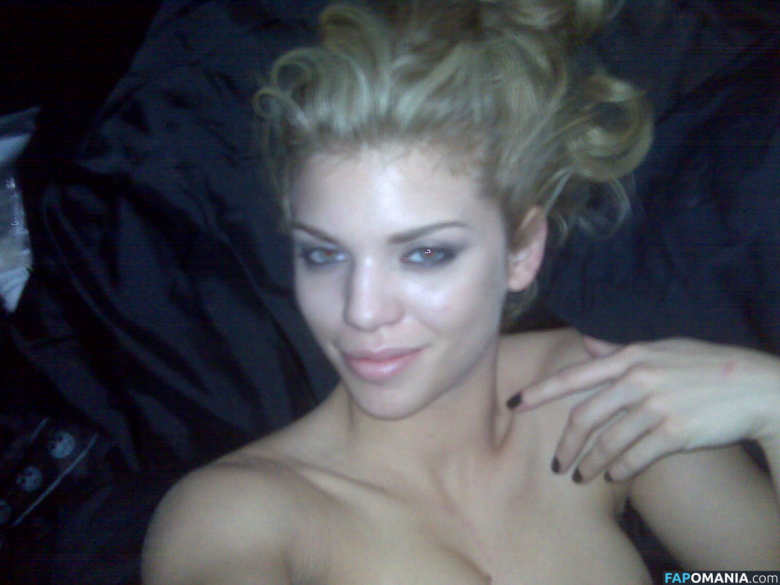 AnnaLynne McCord Nu Photo fuitée #36