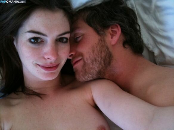 Anne Hathaway Nu Photo fuitée #7