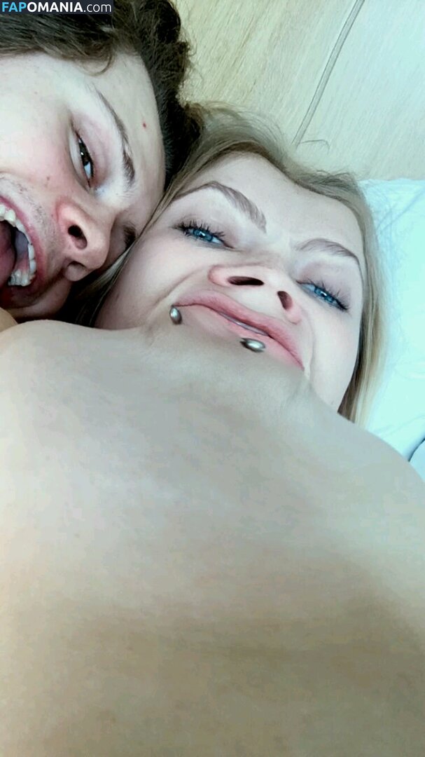 Annika Boron Nu Photo fuitée #24