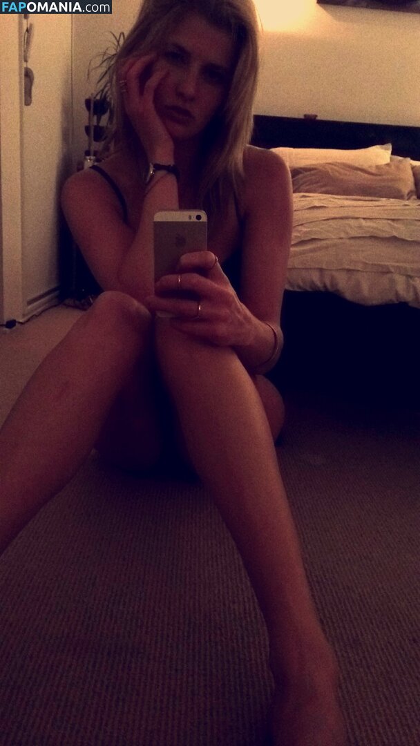 Ashley Bradley Nu Photo fuitée #20