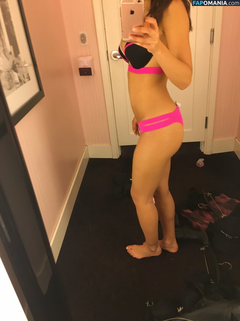 Aubrey Cleland Nu Photo fuitée #4