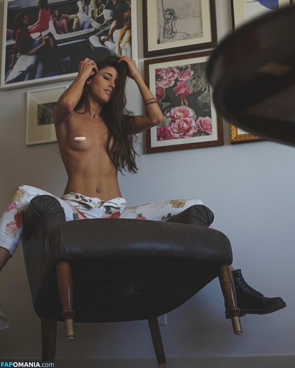 Azrael Renee Nu Photo fuitée #13