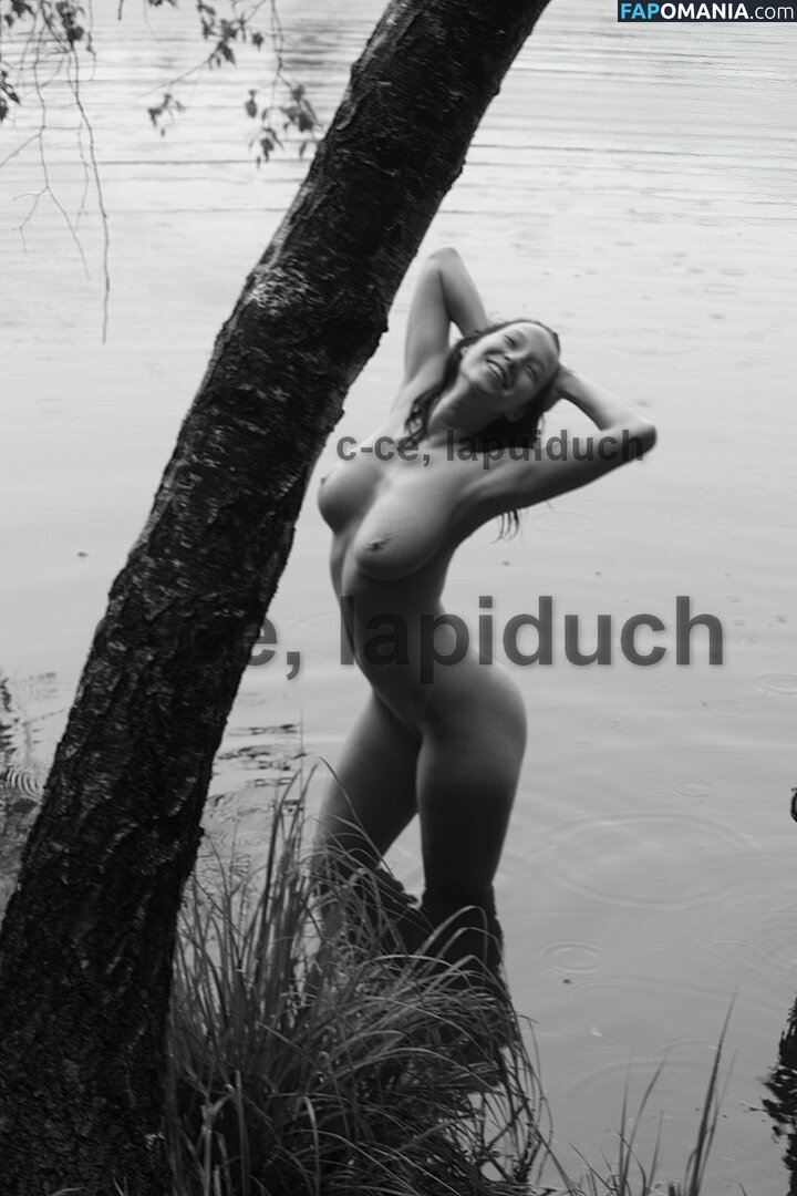 Berenika Kohoutova Nu Photo fuitée #3