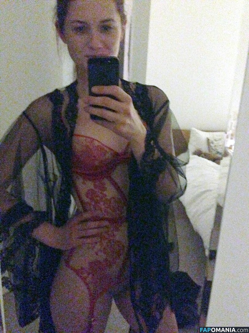 Bonnie Wright Nu Photo fuitée #14