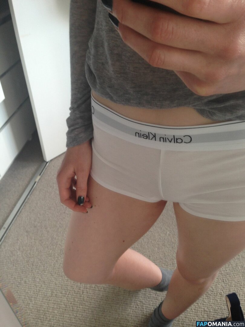 Bonnie Wright Nu Photo fuitée #20