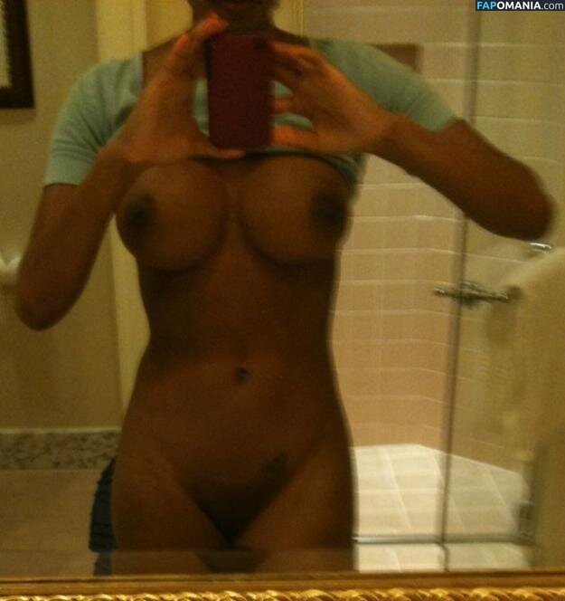 Brandi Rhodes Nu Photo fuitée #3