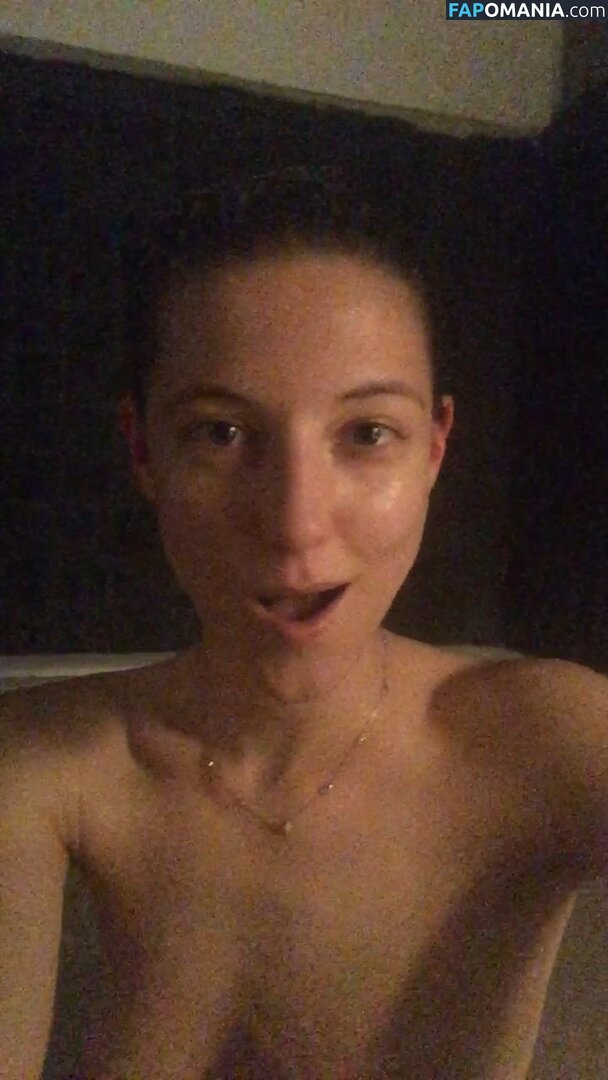 Caitlin Gerard Nu Photo fuitée #10