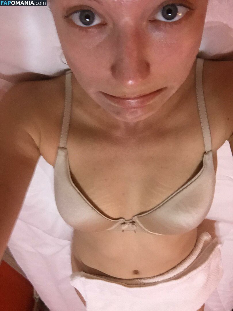 Caitlin Gerard Nu Photo fuitée #19