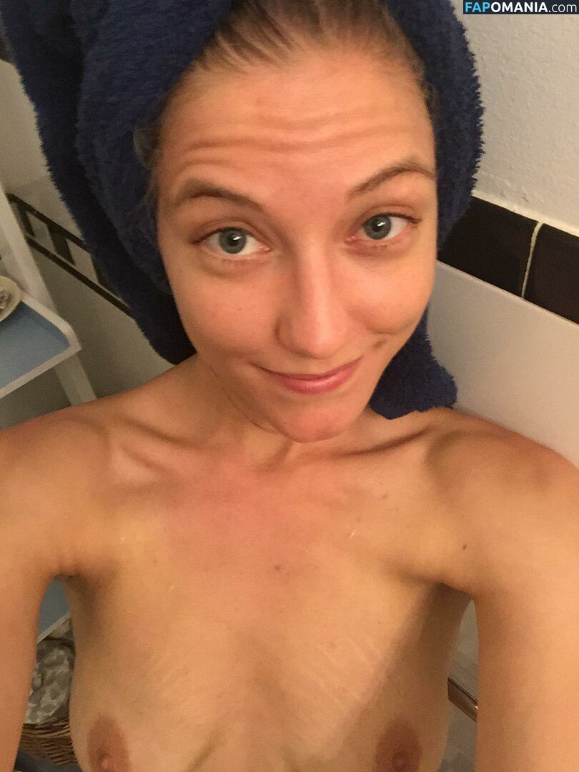 Caitlin Gerard Nu Photo fuitée #22