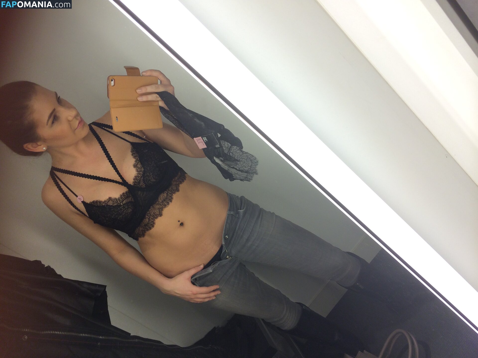 Carina Schwarz Nu Photo fuitée #20