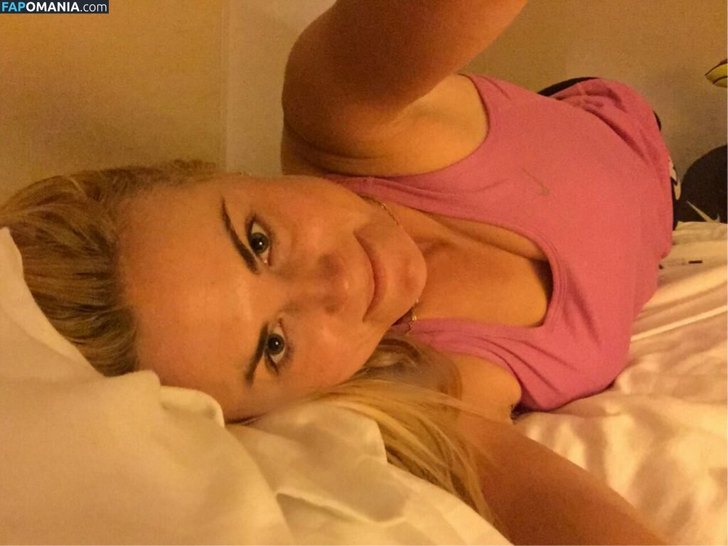 Carly Booth Nu Photo fuitée #54