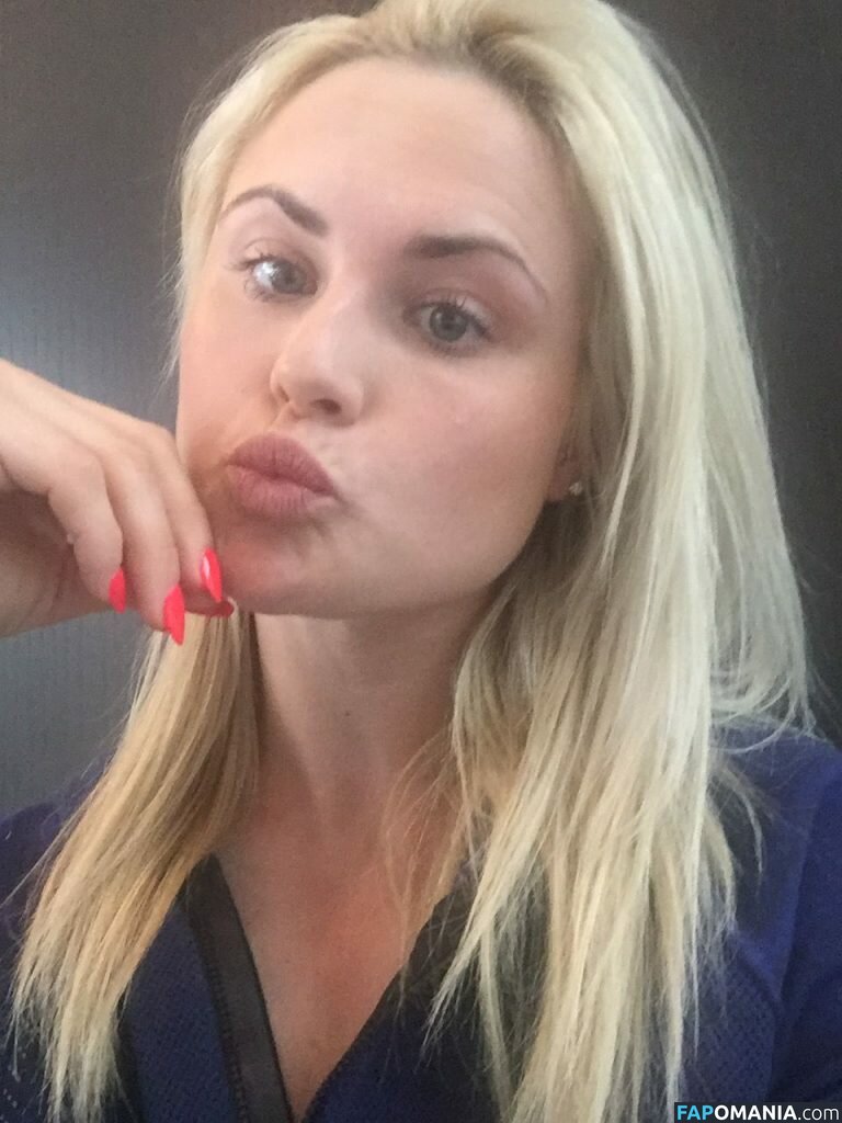 Carly Booth Nu Photo fuitée #74