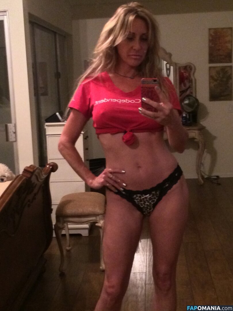 Carrie Michalka Nu Photo fuitée #71