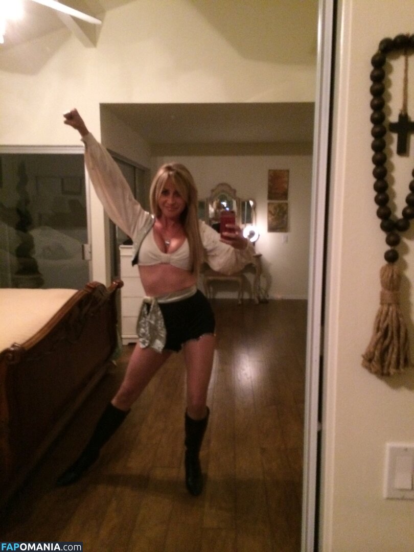 Carrie Michalka Nu Photo fuitée #93