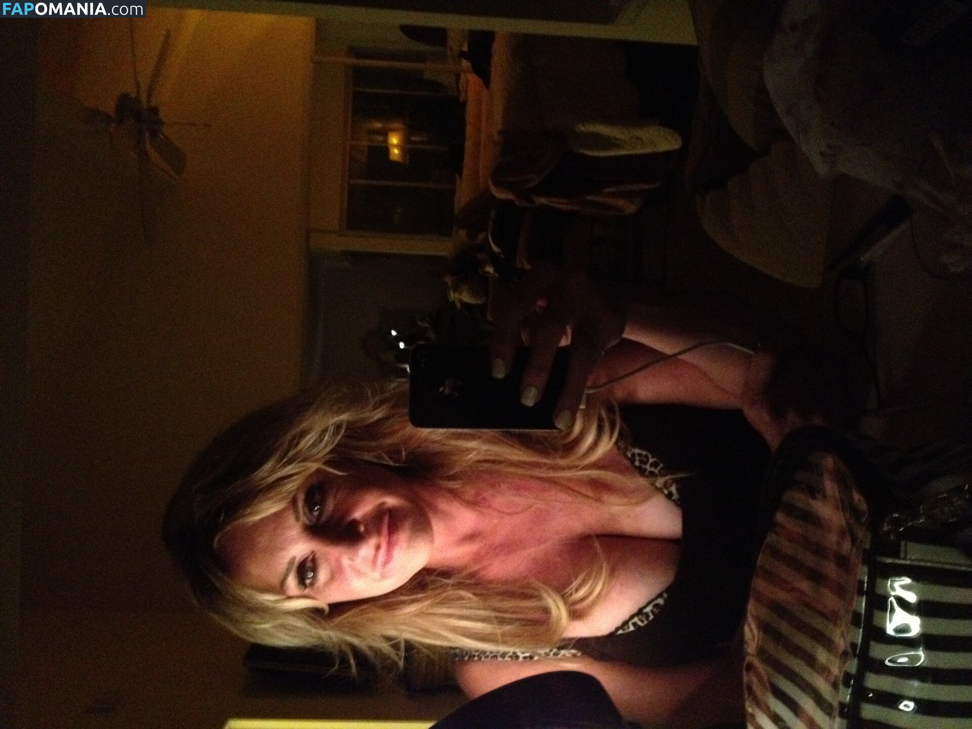 Carrie Michalka Nu Photo fuitée #151