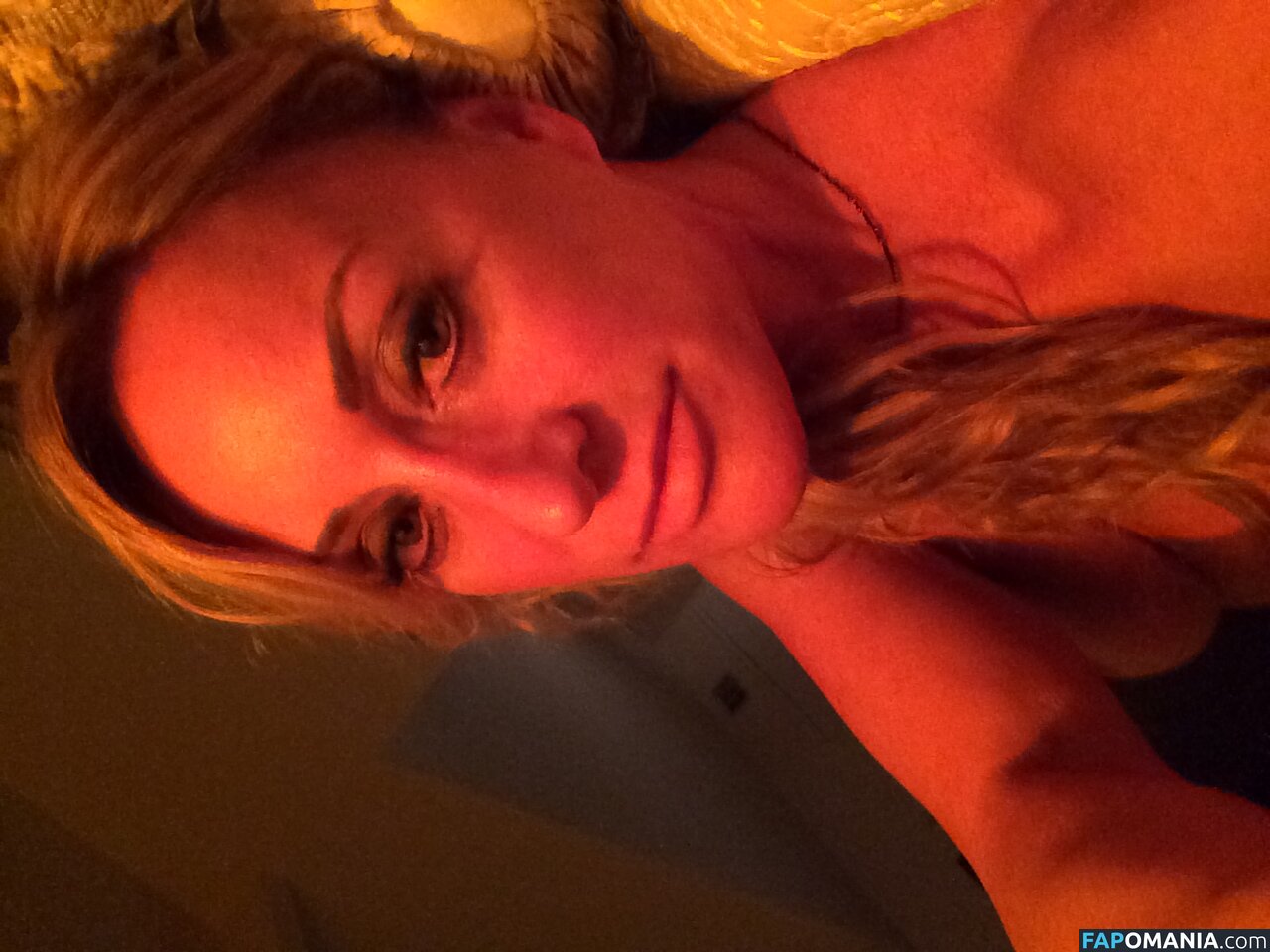 Carrie Michalka Nu Photo fuitée #187