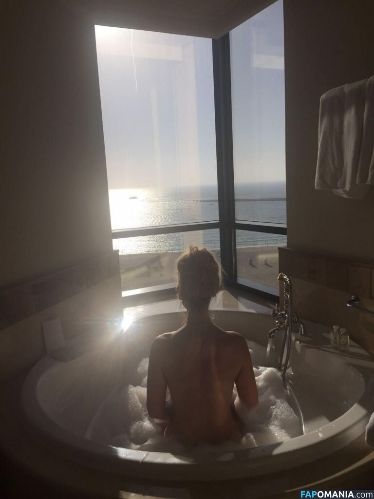Catherine Tyldesley Nu Photo fuitée #55