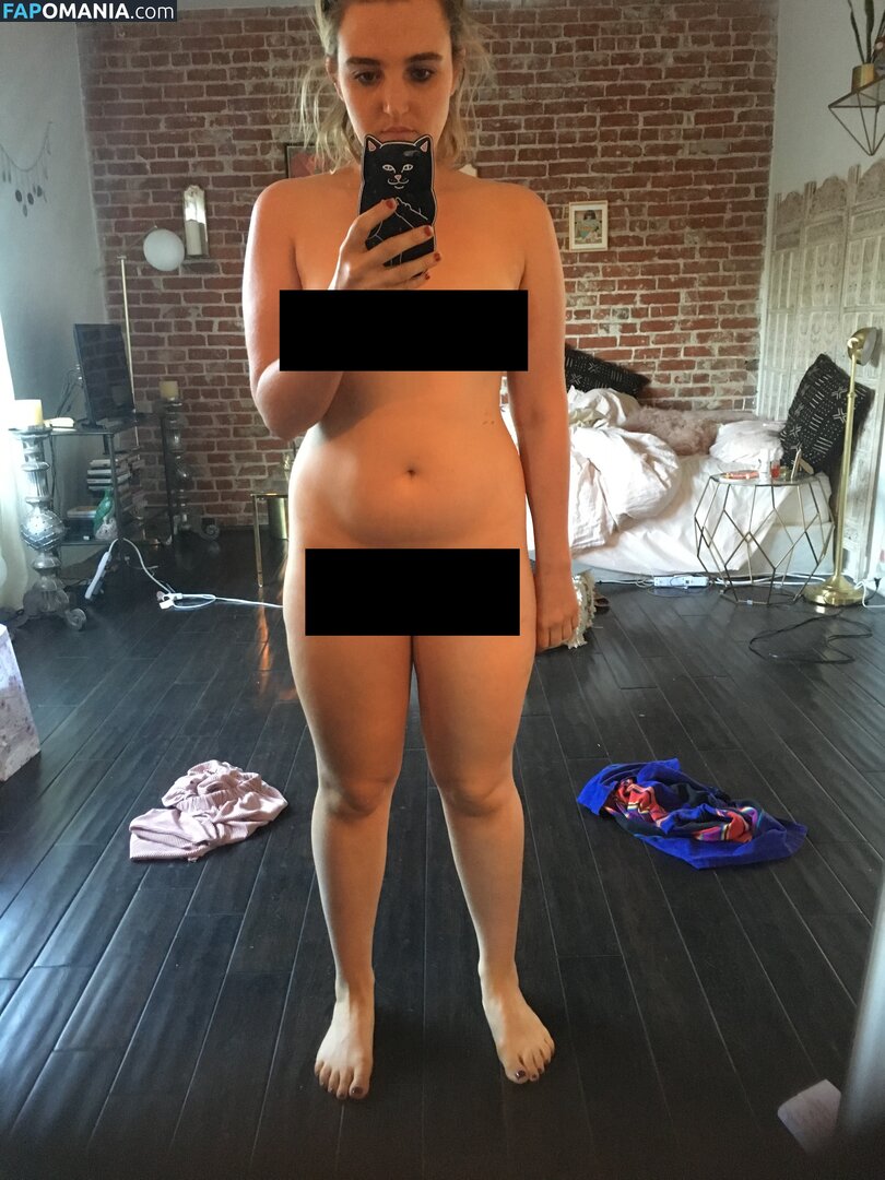 Chloe Fineman Nu Photo fuitée #3