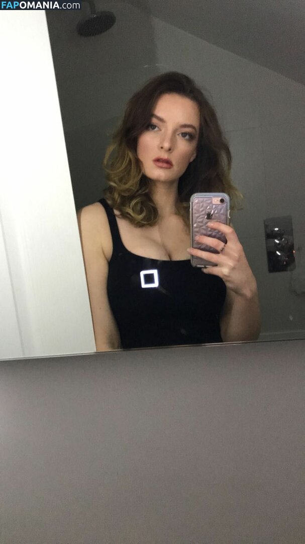 Dakota Blue Richards Nu Photo fuitée #9