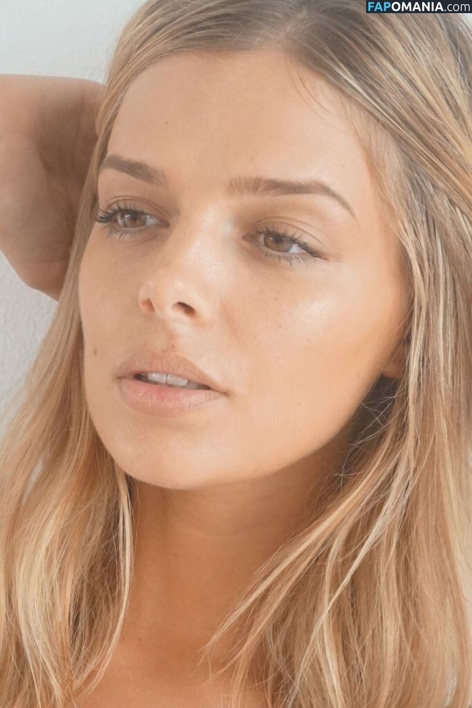 Danielle Knudson Nu Photo fuitée #134