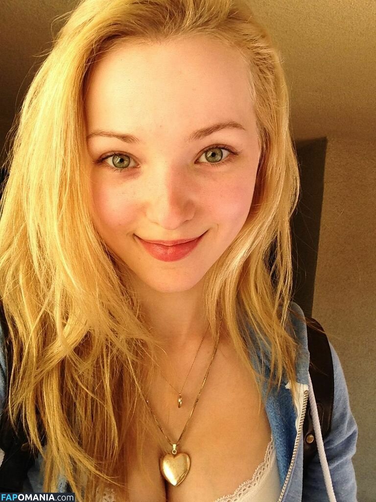 Dove Cameron Nu Photo fuitée #1