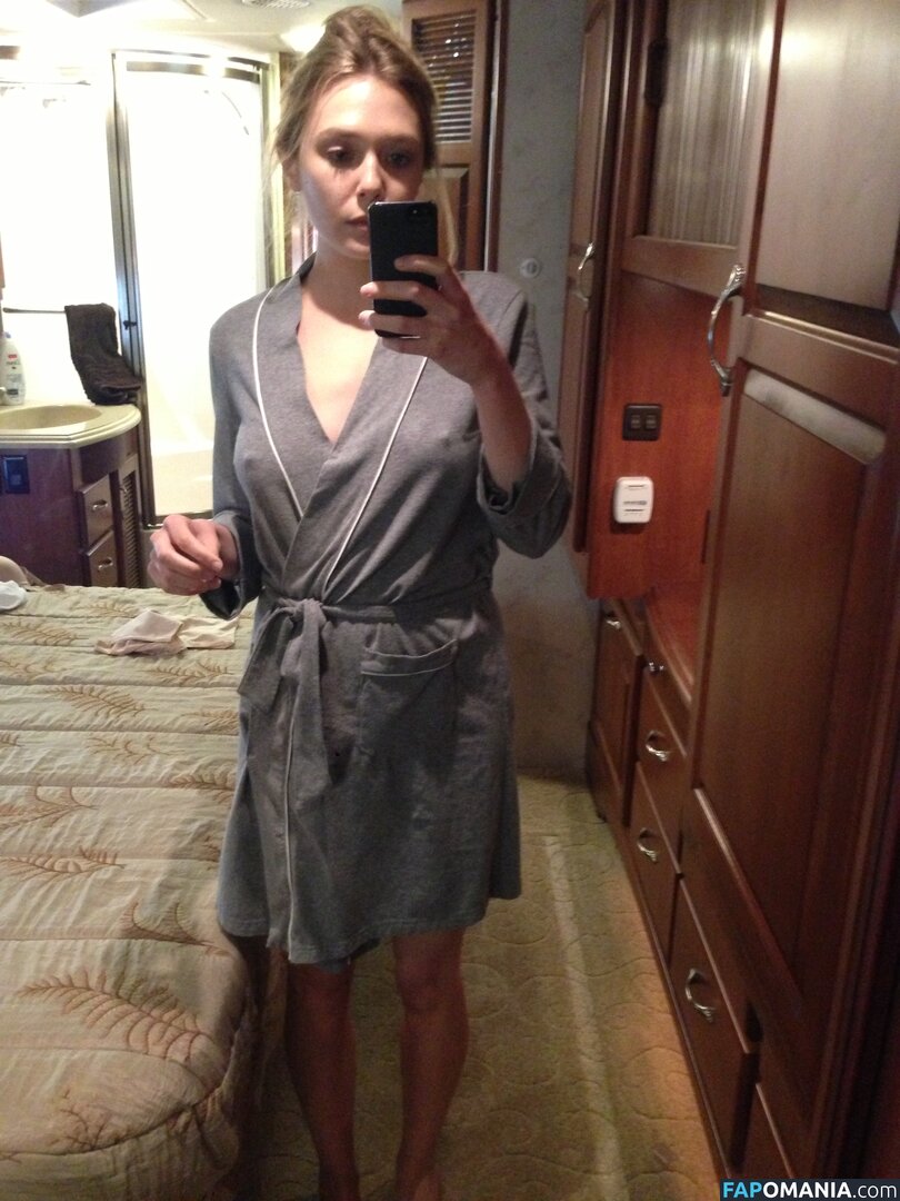 Elizabeth Olsen Nu Photo fuitée #3