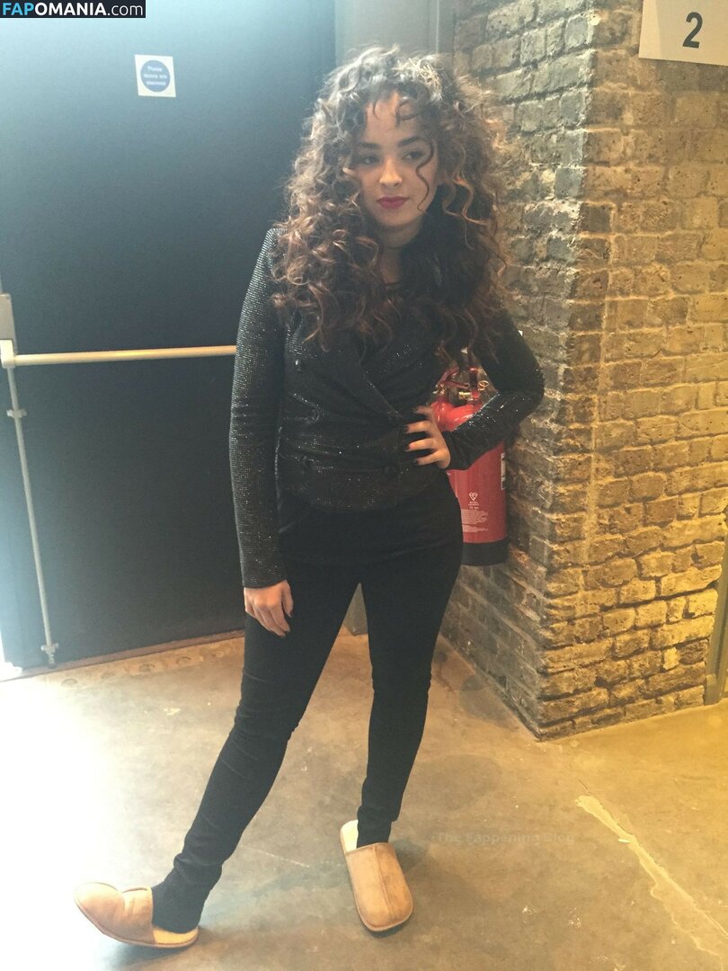 Ella Eyre Nu Photo fuitée #16