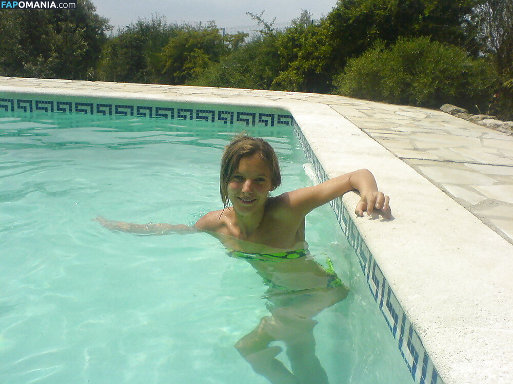 Elodie Varlet Nu Photo fuitée #1