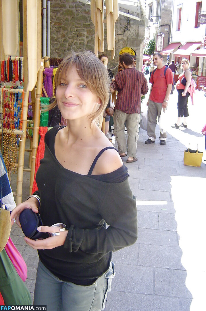 Elodie Varlet Nu Photo fuitée #15