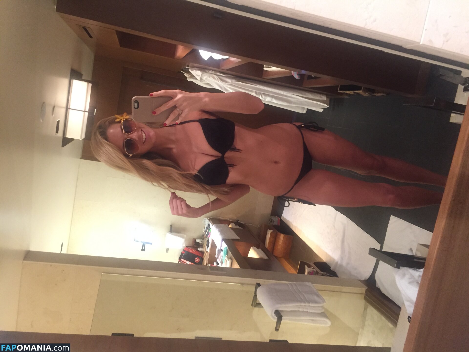 Emma Hernan Nu Photo fuitée #610