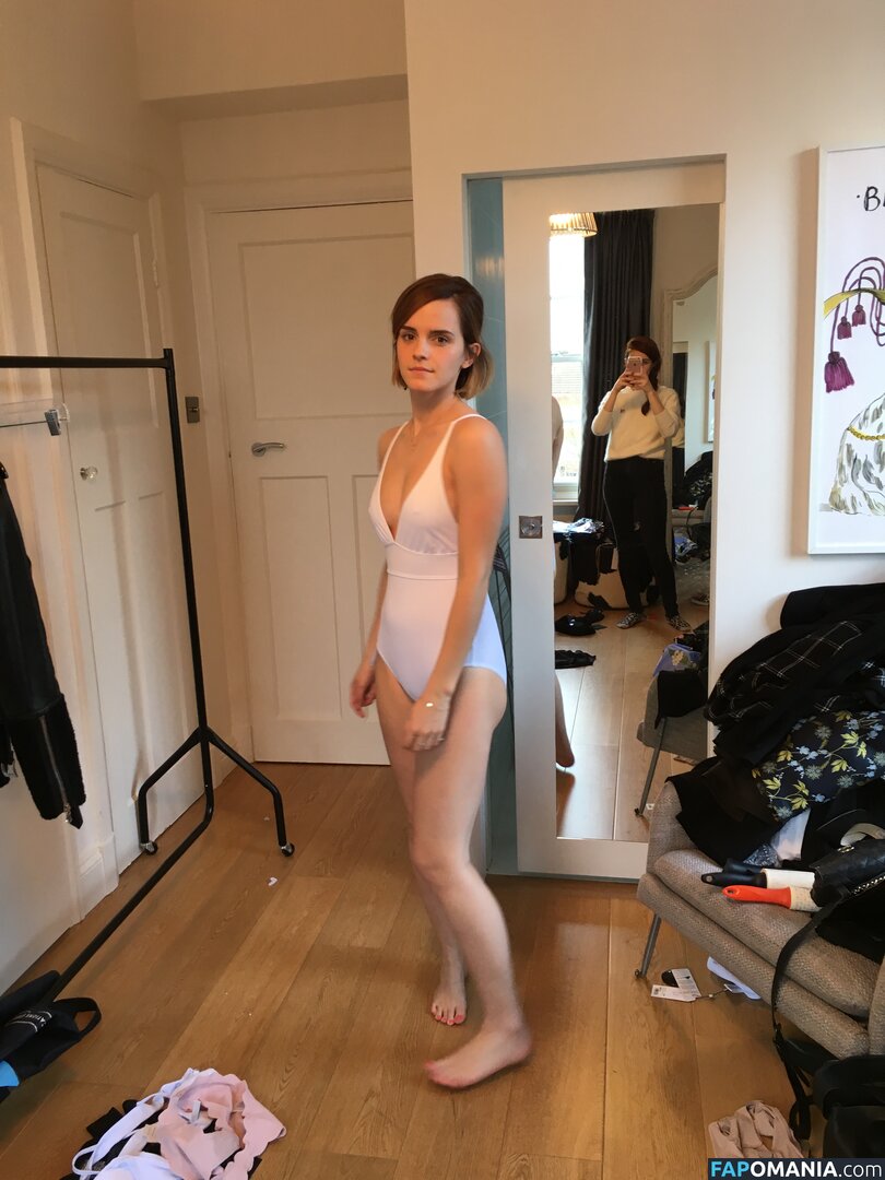 Emma Watson Nu Photo fuitée #55