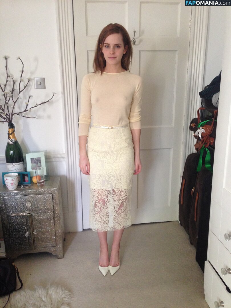 Emma Watson Nu Photo fuitée #121