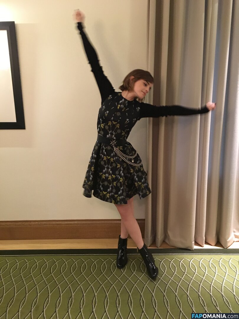 Emma Watson Nu Photo fuitée #127