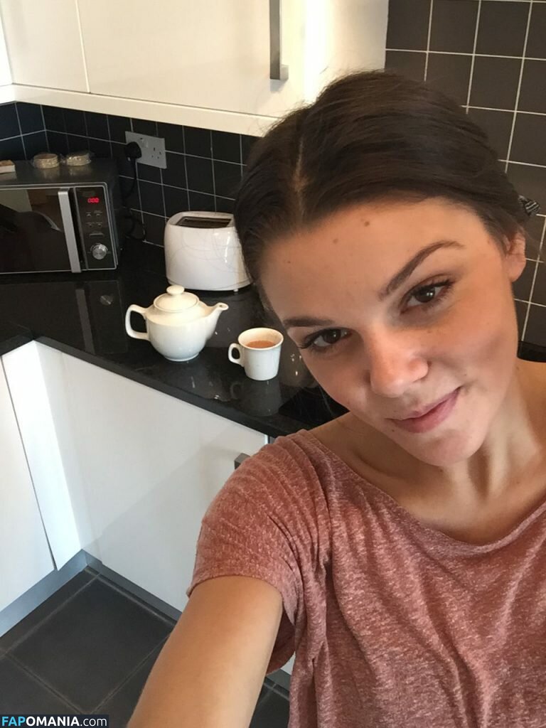 Faye Brookes Nu Photo fuitée #7