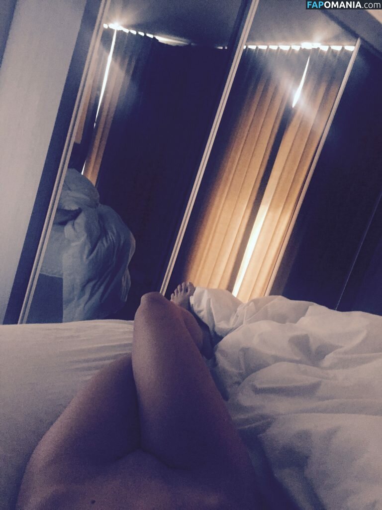 Faye Brookes Nu Photo fuitée #18