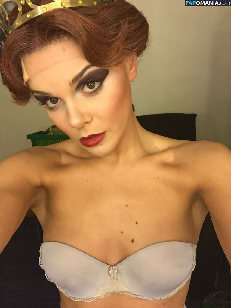 Faye Brookes Nu Photo fuitée #26