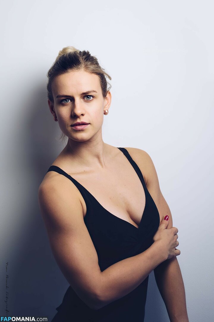 Femke Aaldering Nu Photo fuitée #9