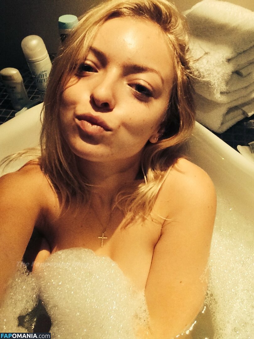 Francesca Eastwood Nu Photo fuitée #2