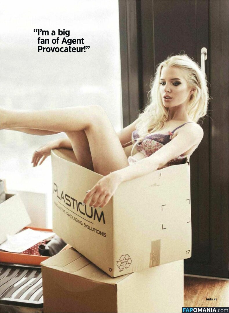 Helen Flanagan Nu Photo fuitée #1