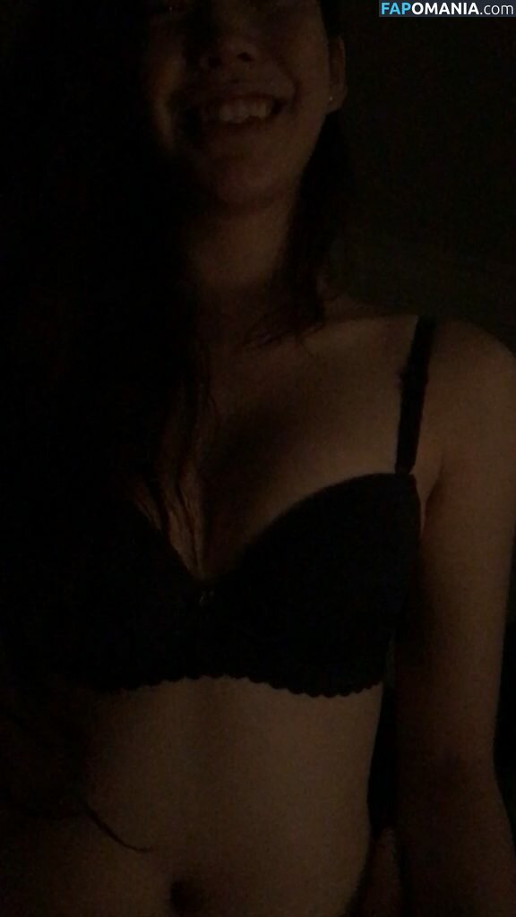 Janella Ooi Nu Photo fuitée #28