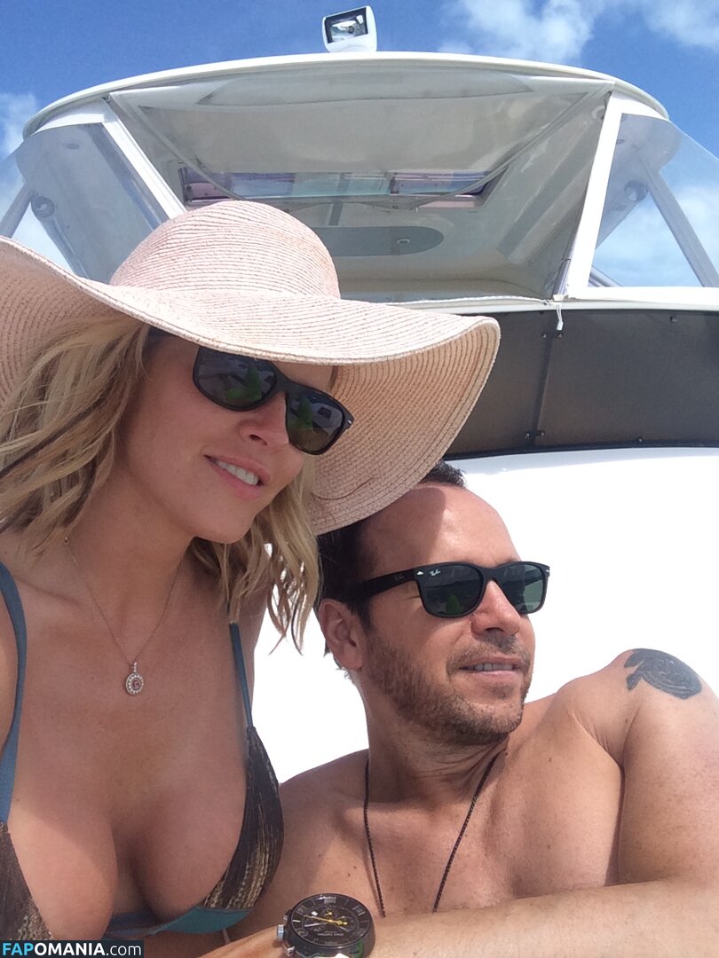 Jenny McCarthy Nu Photo fuitée #32