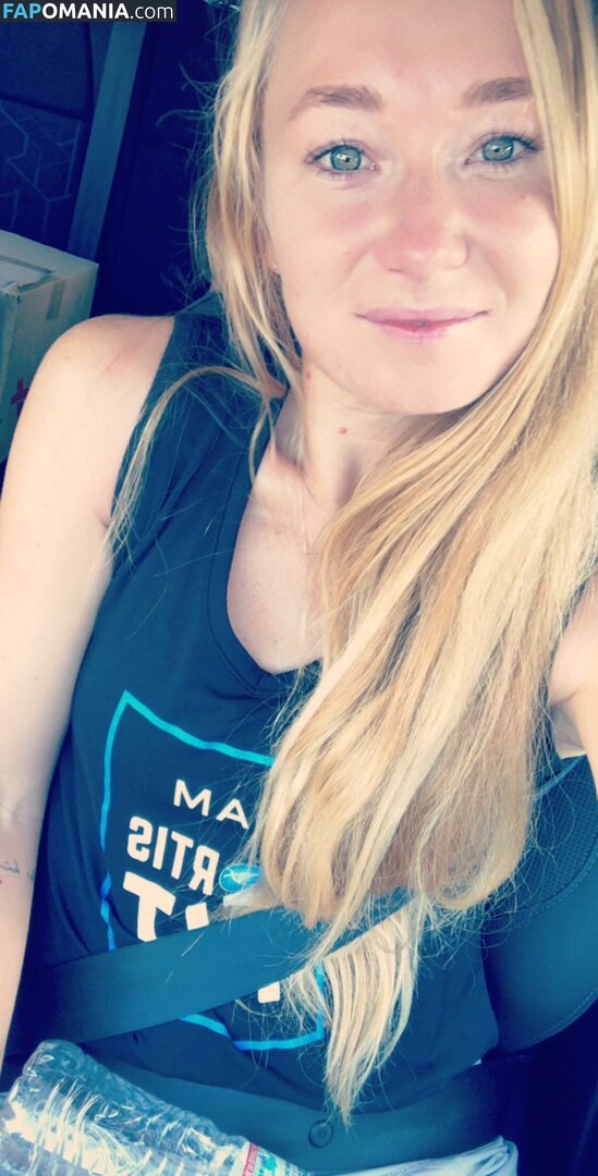 Julia Glushko Nu Photo fuitée #20