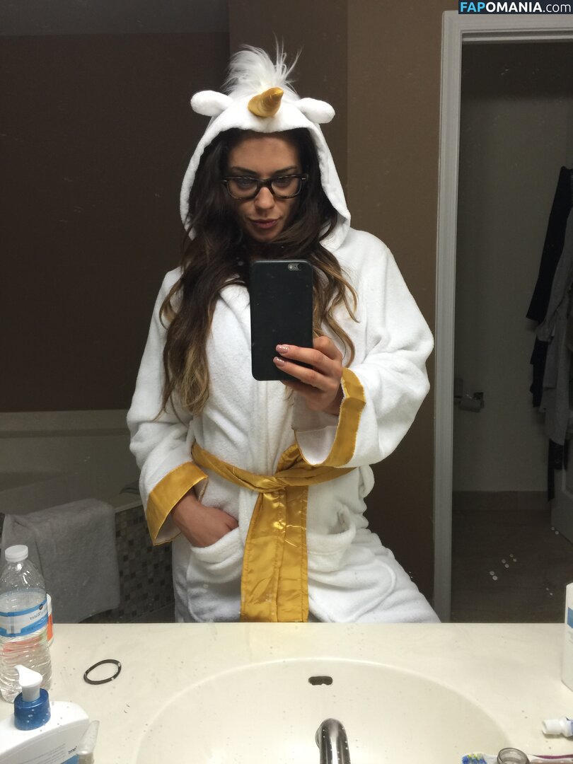Kaitlyn WWE Nu Photo fuitée #74