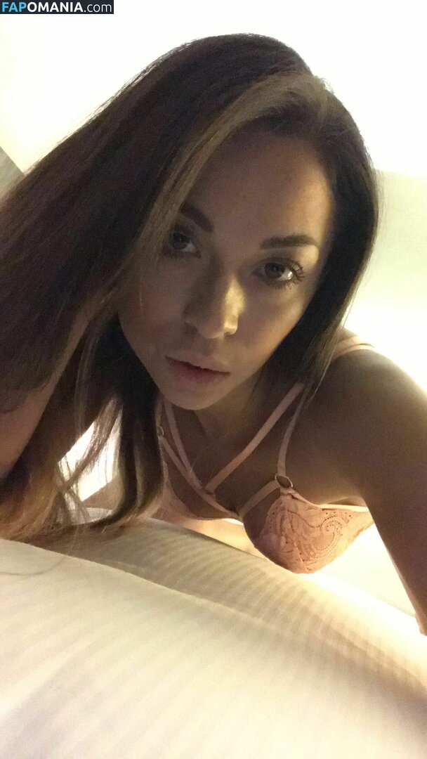 Katya Jones Nu Photo fuitée #10