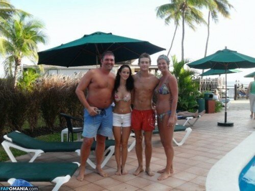 Kaya Scodelario Nu Photo fuitée #31