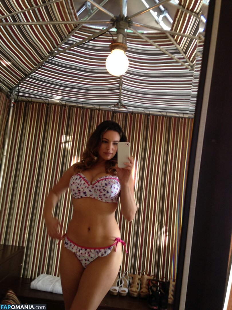 Kelly Brook Nu Photo fuitée #38
