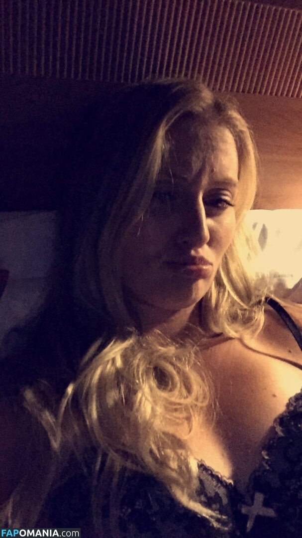Kristina Mladenovic Nu Photo fuitée #20