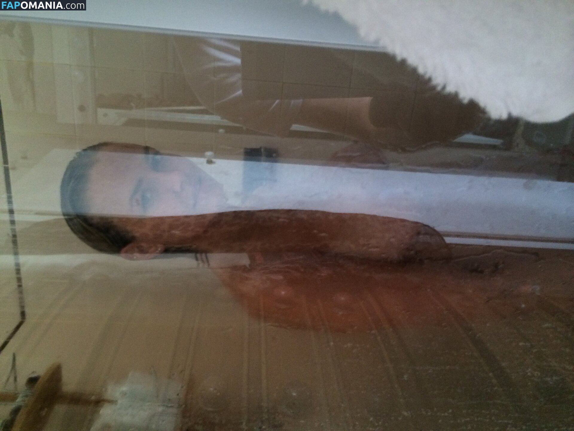 Lara Bingle Nu Photo fuitée #230